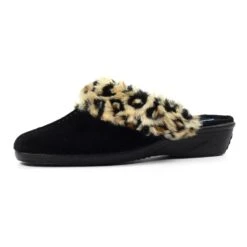 LUNAR Burnie Black Slipper -Chic Ladies Shoes Store burnie black slipper p7750 446527 image