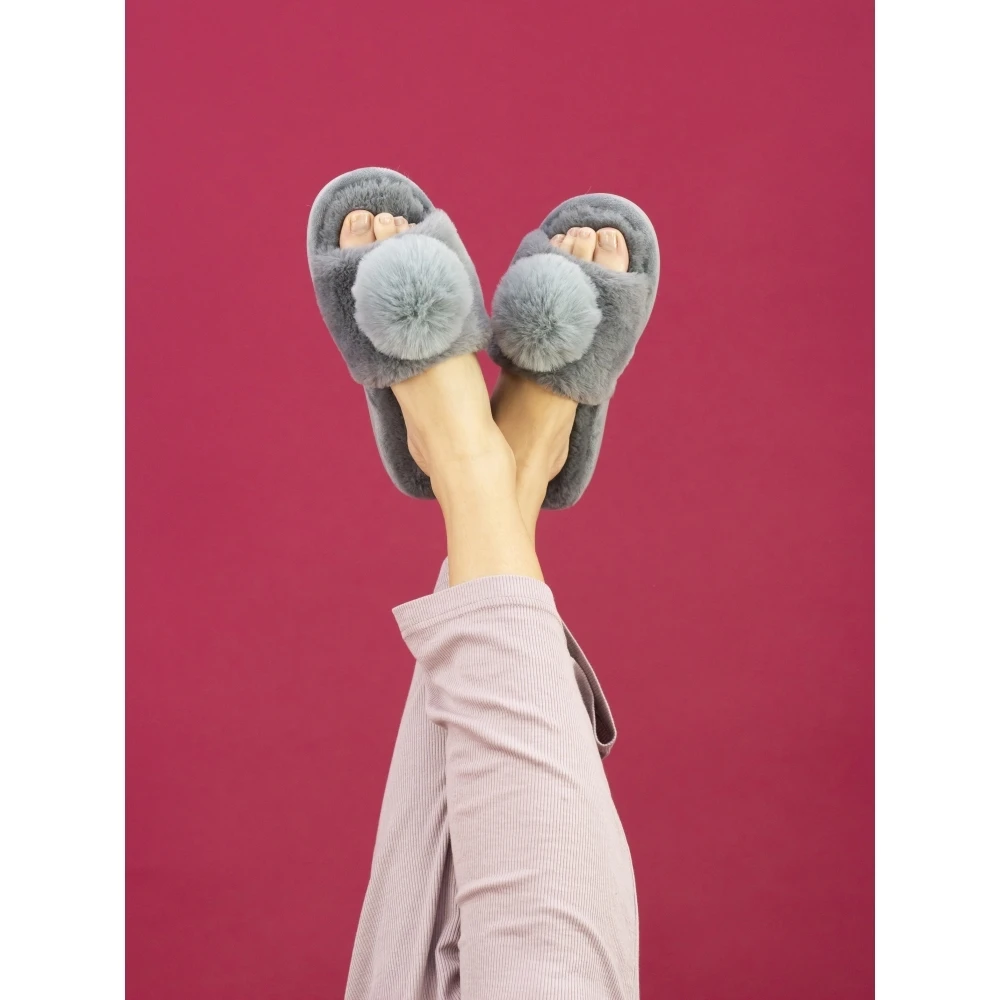 LUNAR Cara Grey Slipper 3 LUNAR Cara Grey Slipper