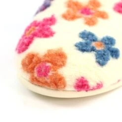 LUNAR Dolly White Slipper -Chic Ladies Shoes Store dolly white slipper p7520 433149 image