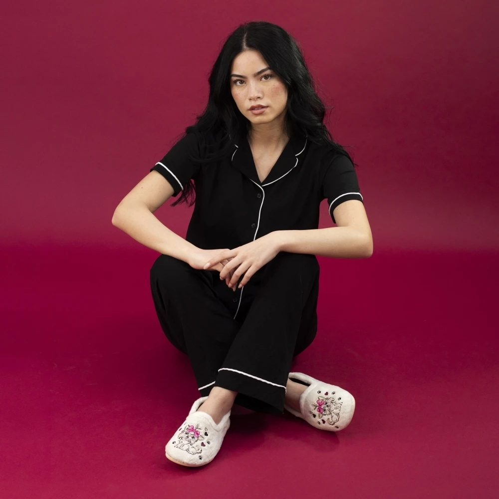 Escape White Slipper 5 Escape White Slipper - Image 3