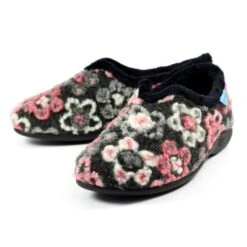 LUNAR Hippy Black Flower Full Slipper -Chic Ladies Shoes Store hippy black flower full slipper p5961 358704 image