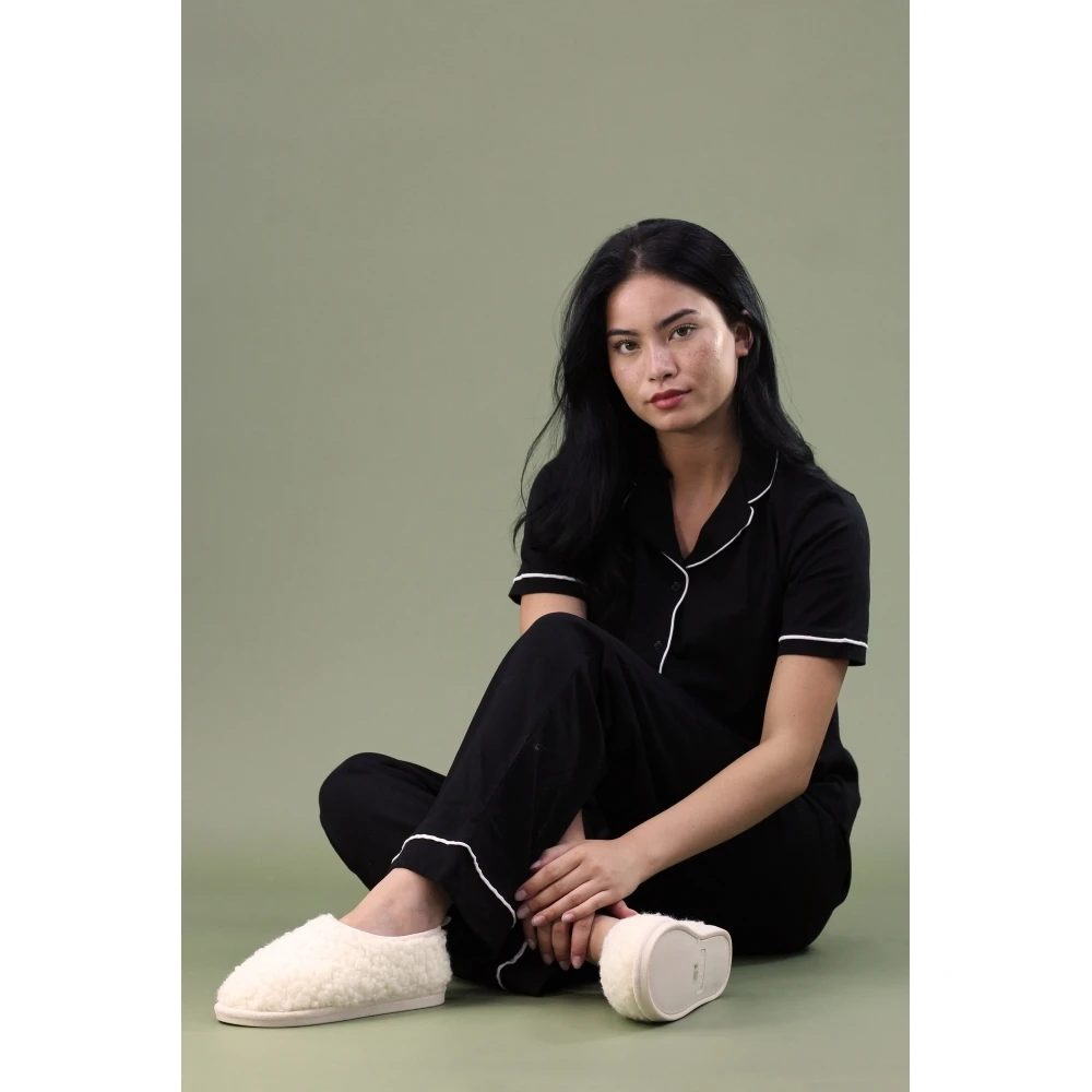 LUNAR Lorella II Cream Slipper 4 LUNAR Lorella II Cream Slipper - Image 2