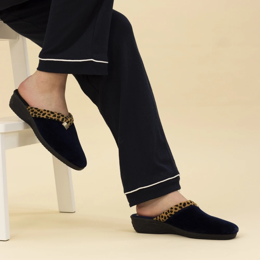 LUNAR Michelle Black Ocelot Slipper 4 LUNAR Michelle Black Ocelot Slipper - Image 2