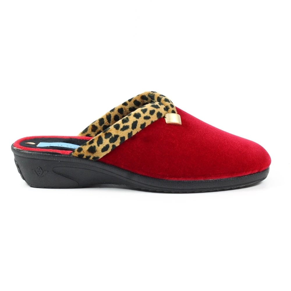 LUNAR Michelle Red Ocelot Slipper 2 LUNAR Michelle Red Ocelot Slipper