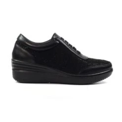 LUNAR Muriel Black Wedge Trainer
