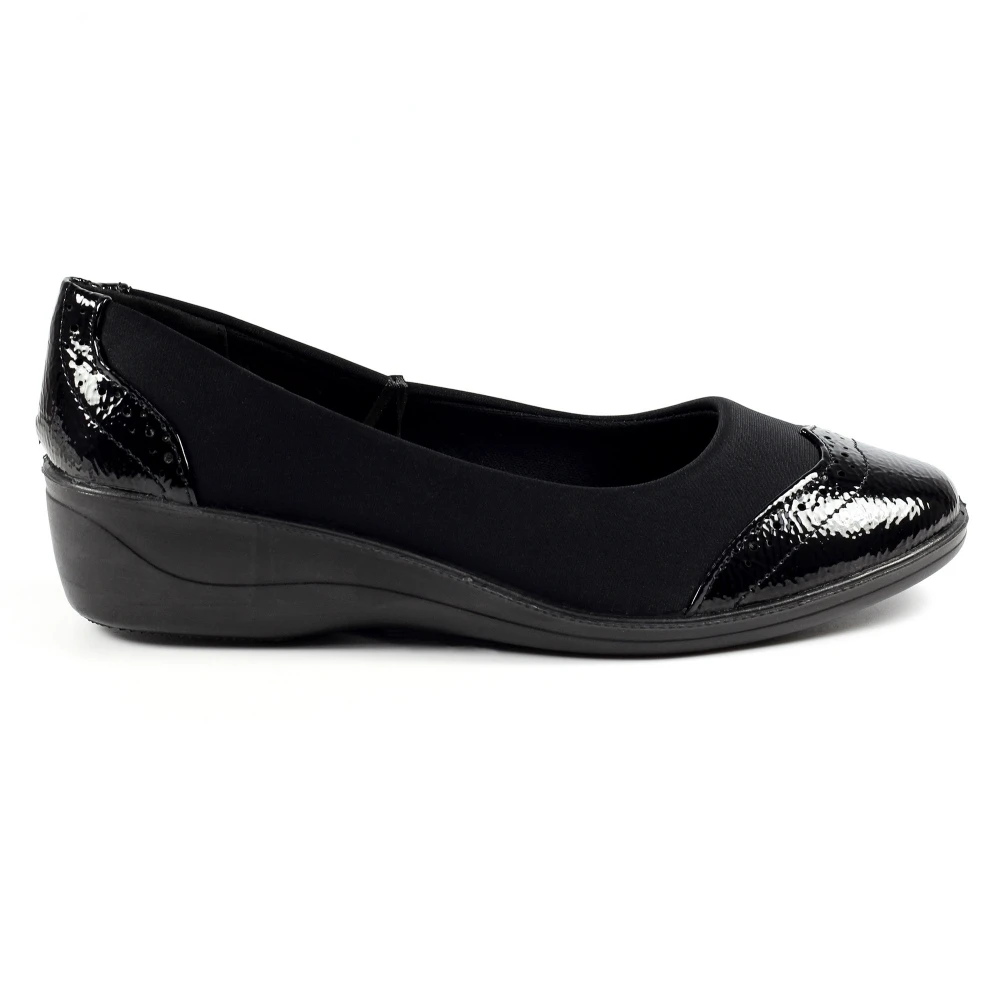 LUNAR Natasha II Elasticated Comfort Shoe 3 LUNAR Natasha II Elasticated Comfort Shoe