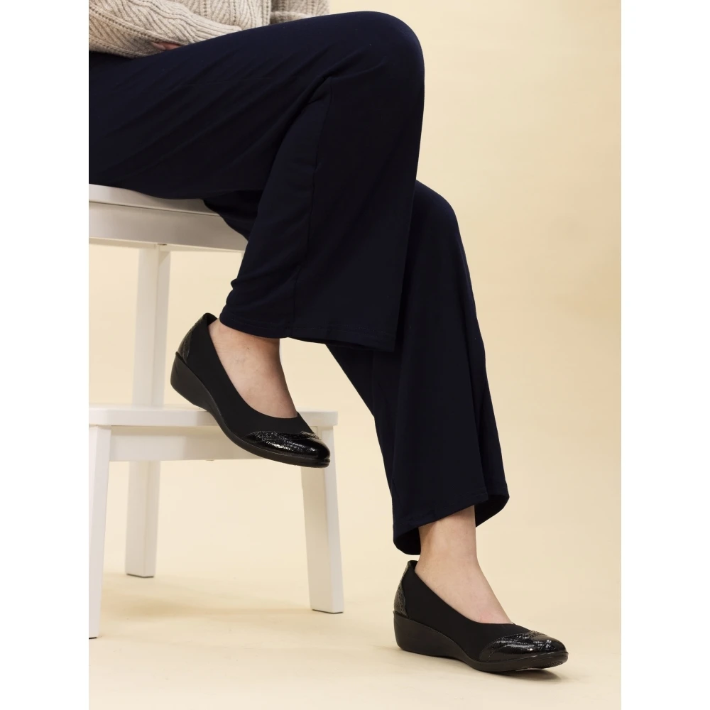 LUNAR Natasha II Elasticated Comfort Shoe 4 LUNAR Natasha II Elasticated Comfort Shoe - Image 2